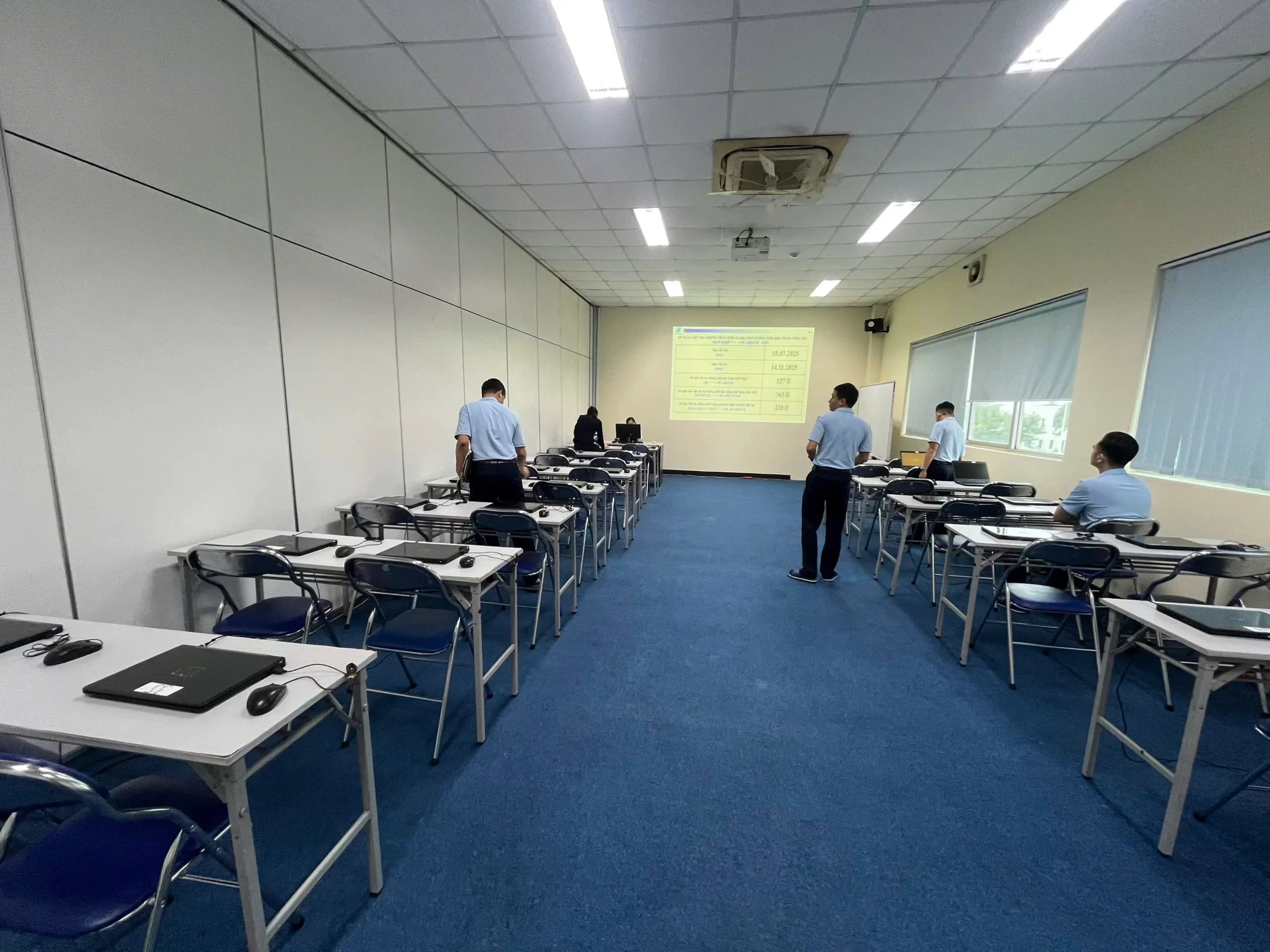 Dịch vụ cho thuê máy tính theo ngày